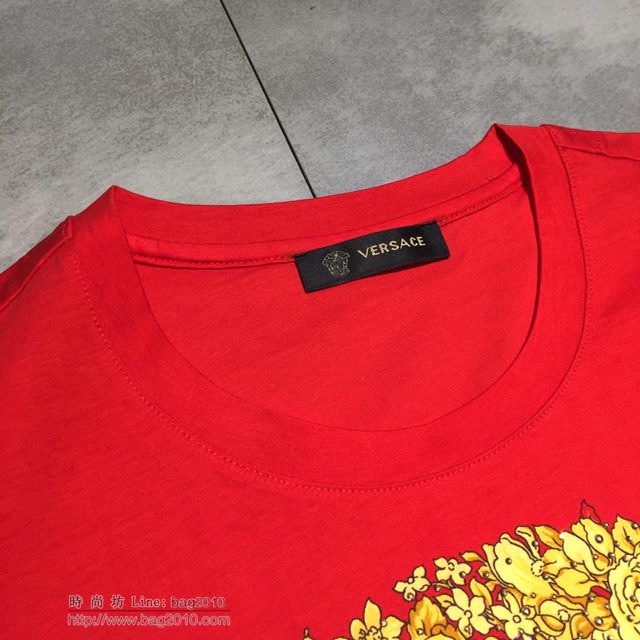 Versace短袖 19春夏新款 範思哲男士T恤 紅色印花短袖  tzy1580